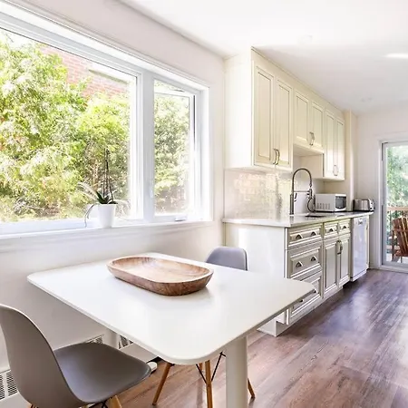 Bright Riverfront 3-Bedroom Condo Montreal Exterior photo